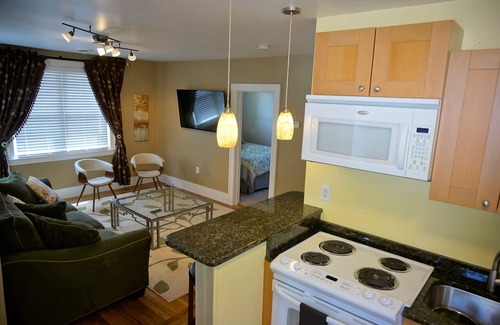 Plymouth Apartamento | Encantador, acogedor piso superior en Plymouth, Michigan