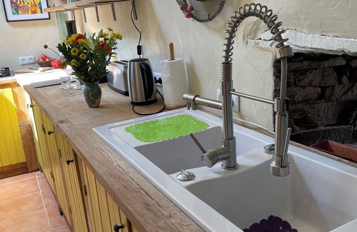 Jumilhac-le-Grand Apartamento | Delightful french rustic studio in the Dordogne. We welcome your pet!