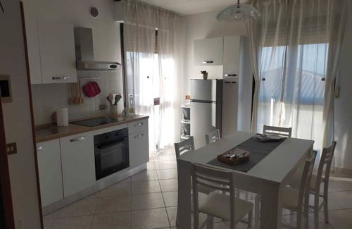 Montopoli in Val d'Arno Apartamento | Delightful family apartment in comfort zone. Free parking.