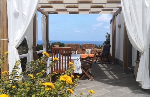 Ustica Apartamento | Vrbo Property