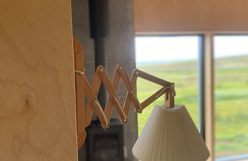 Fludir Cabaña | Delightful mountain-view cottage in Golden Circle with outdoor Hot Tub & Sauna