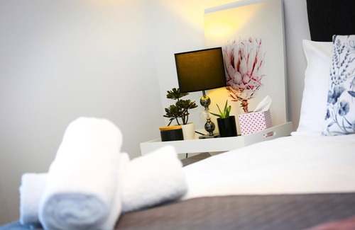 Broke Cabaña | Dell-Lee Cottage - Disfrute de la experiencia del pueblo en Dell-Lee - Cute 2 bedroom village cottage