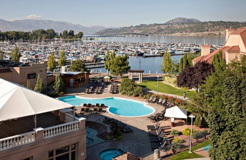 Kelowna Central Business District Apartamento | Delta Grand 2 Bedroom Condo full kitchen sleeps 6 partial lake view - Renovated