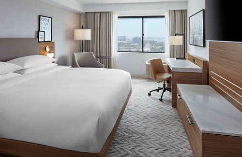 Markham Hotel | Delta Hotels by Marriott Toronto Markham