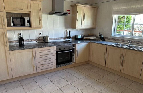 Budens Casa | Casa de campo de golf de lujo a solo 5 minutos de la playa