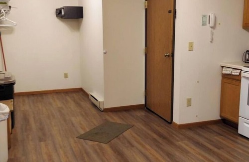 Devils Lake Condominio | Deluxe 3 Bedroom Condo Ground Level 2 Bathroom