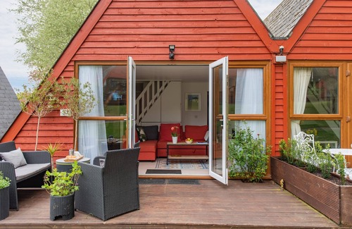 Martin Chalet De Esquí | DELUXE COASTAL Chalet near the beach with Swimming pool in Kingsdown No 53