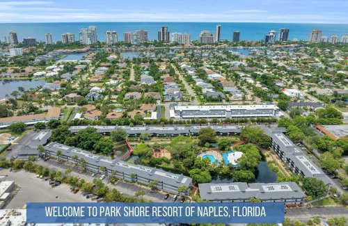 Park Shore Casa | Deluxe Condo - Amazing Views