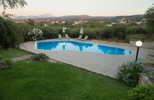Adele Villa | Deluxe Crete Villa Villa Lefkothea 2 Bedroom Swimming Pool Rethymnon