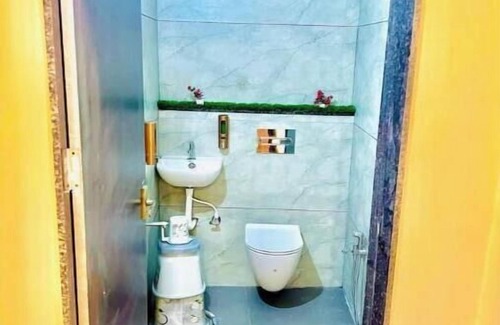 Maheshwar Apartamento | Deluxe double room AC @Hotel StayMore