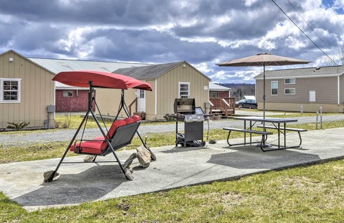 Pleasant Mount Cabaña | Deluxe Duplex Farm Stay Spring Midweek - 35% OFF Promo