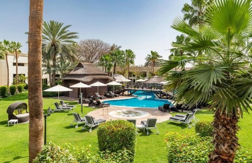 Garhoud Casa | Deluxe Room Near Dubai Airport Terminal One By Luxury Bookings