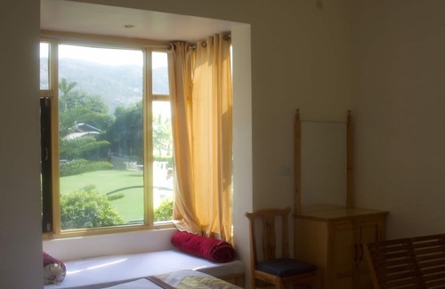 Pushkar Complejo | Deluxe Room @ Resorts in Pushkar Close to Lake and Market