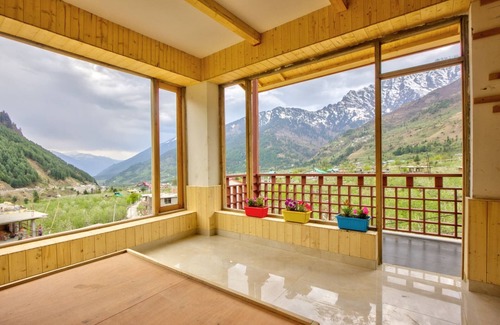 Burwa Apartamento | Deluxe Room with Mountain View - Parking, Wi-fi