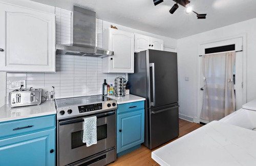 Highlands Casa | Denver Area Sanctuary, Family Friendly, Large Backyard, Hot Tub & Fire Pit