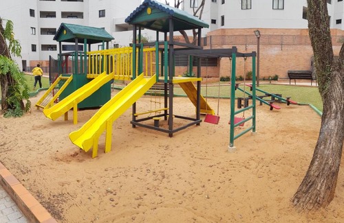 San Lorenzo Apartamento | Departamento amoblado en condominio cerrado! Un lugar ideal para instalarse!