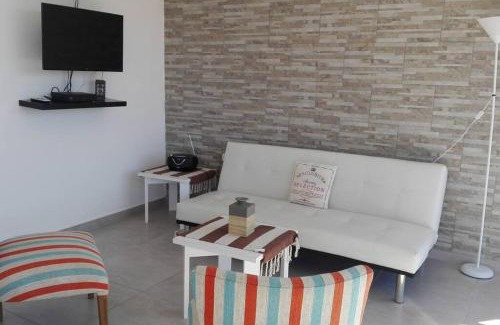 Potrero de los Funes Apartamento | Departamento con vista al lago