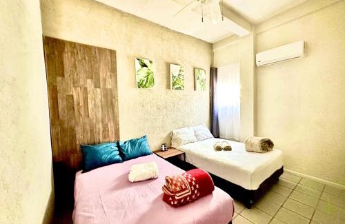 Los Cabos Apartamento | Departamento centrico, 2 habitaciones , 4 camas matrimoniales, 1 bano completo, 1 estacionamiento