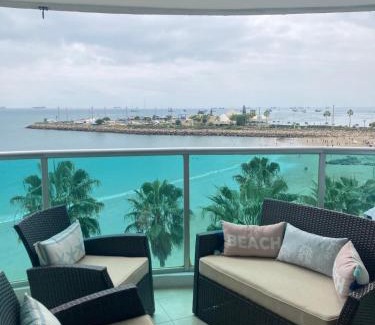 Salinas Apartamento | Departamento con piscina 8