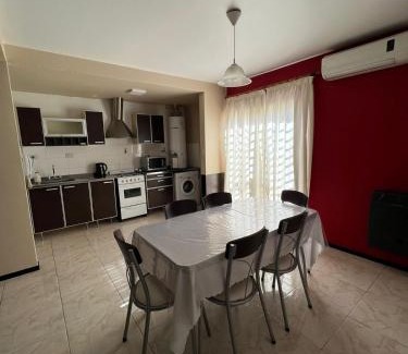 San Martín Apartamento | Departamento de Huéspedes