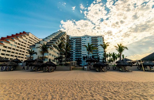 Quintas del Mar Apartamento | ¡Departamento frente al mar de Mazatlán!