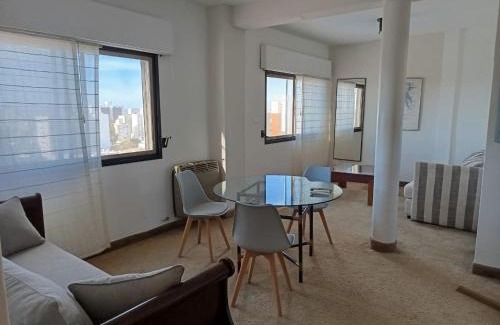 Paraná Apartamento | Departamento luminoso en pleno centro, con cocina completa