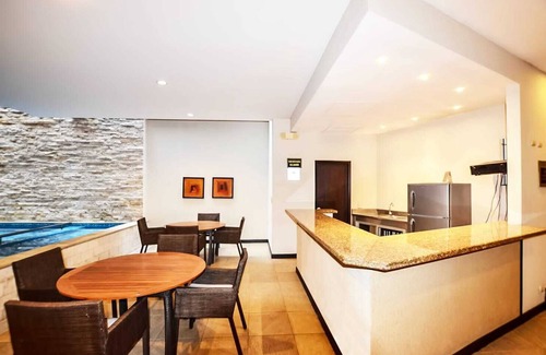 Barrio Kennedy Apartamento | Departamento Torres del Sol ubicado en la Gran manzana contiguo al Hotel Whyndam