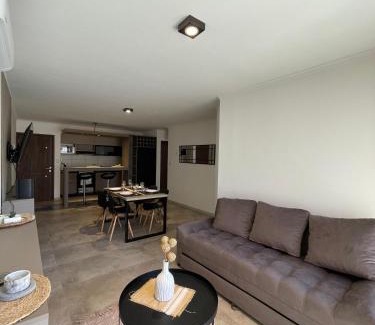 Villa Carlos Paz Apartamento | Depto "Ideal" Céntrico, Pile Climat y Pile en Terraza, Cochera, Calef Central