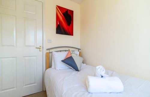 Alvaston Apartamento | Derby Mandarin 3 Bedroom Apartment with Garden and Parking