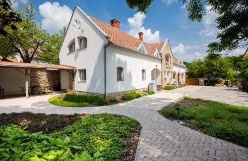 Lokut Apartamento | Deres Apartmanház