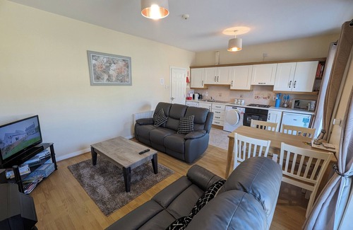 Castlederg Apartamento | Derg Valley Apartments: alojamiento con cocina: 2 dormitorios (para 4)