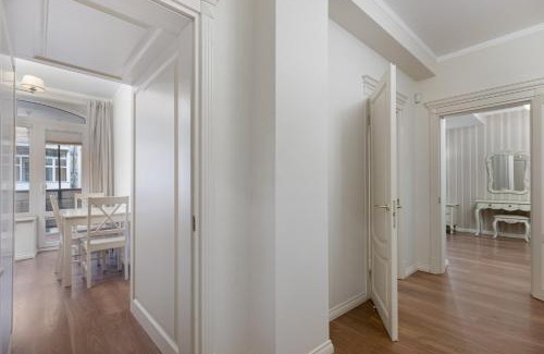 Odessa City Center Apartamento | Deribasivska 10 Luxury Apartment