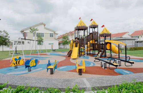 Bandar Penawar Casa | Desaru 16Pax Family with Private Mini Pool & Jacuzzi