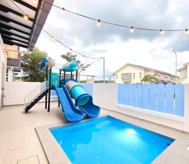 Bandar Penawar Casa | Desaru Kids Water Slide Pool & BBQ Homestay