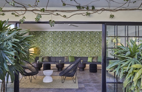 Uptown Design District Hotel | Descanso Resort - A Men’s Resort