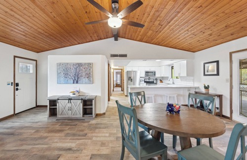 Cave Creek Casa | Desert Escape for Families & Friends – 3BR with Games, Hot Tub & Outdoor Dining