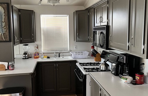 Foothills Casa | Desert Home Place: Yuma Foothills Home sleeps 4, Pool & View, in Quiet area.