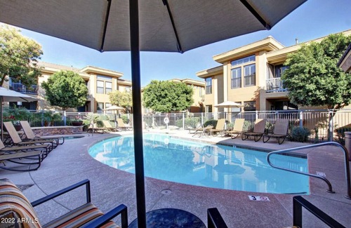 Desert View Village Condominio | Desert Oasis with two master suites (KINGS) - pool view
