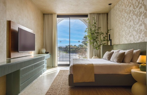 Village Road Hotel | Desert Rose Resort