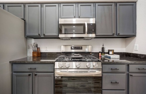 Las Cruces Casa | Desert Sanctuary Retreat! Pet Friendly! Hot tub!