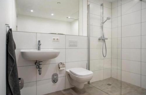 Steinbeckervorstadt Apartamento | Design Appartment Picasso am Yachthafen Greifswald