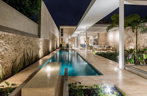 Barrio de Santiago Casa | Newly built design home on 68