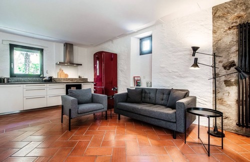 Collina d'Oro Apartamento | Casa de diseño en 3 niveles (Casa Brocchi)