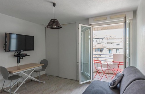 Lodi Apartamento | Design studio with BALCONY in MARSEILLE