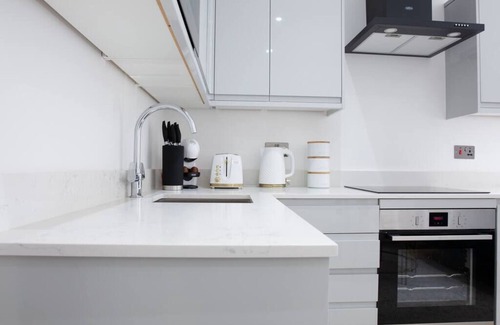 Canton Apartamento | Designer Cardiff Apartments with Free Parking