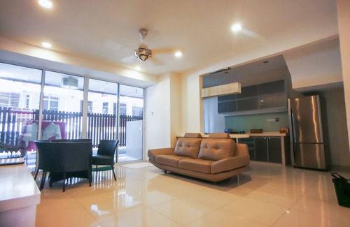 Tanjung Bungah Casa | ❤️ Designer Home★Straits Quay #4-6Pax ❤️