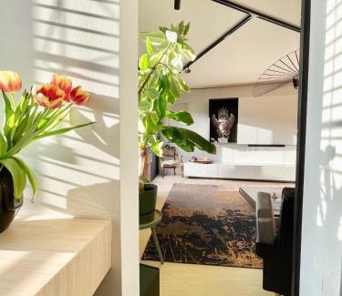 Sint-Amandsberg Apartamento | Desk Till Dawn