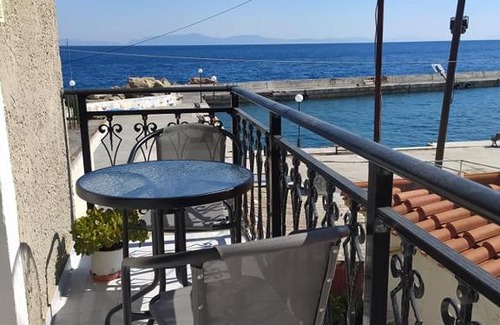 Agios Konstantinos Casa | Despoina SEASIDE APARTMENT AGIOS KONSTANTINOS SAMOS