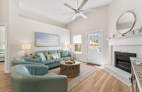 Seaspray Casa | Destin Beach House with Private Pool - Deeded Beach Access, Free Golf Daily