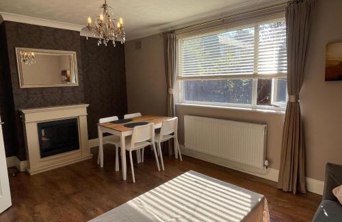 Durham Casa | Detached 3-Bedroom House, Durham